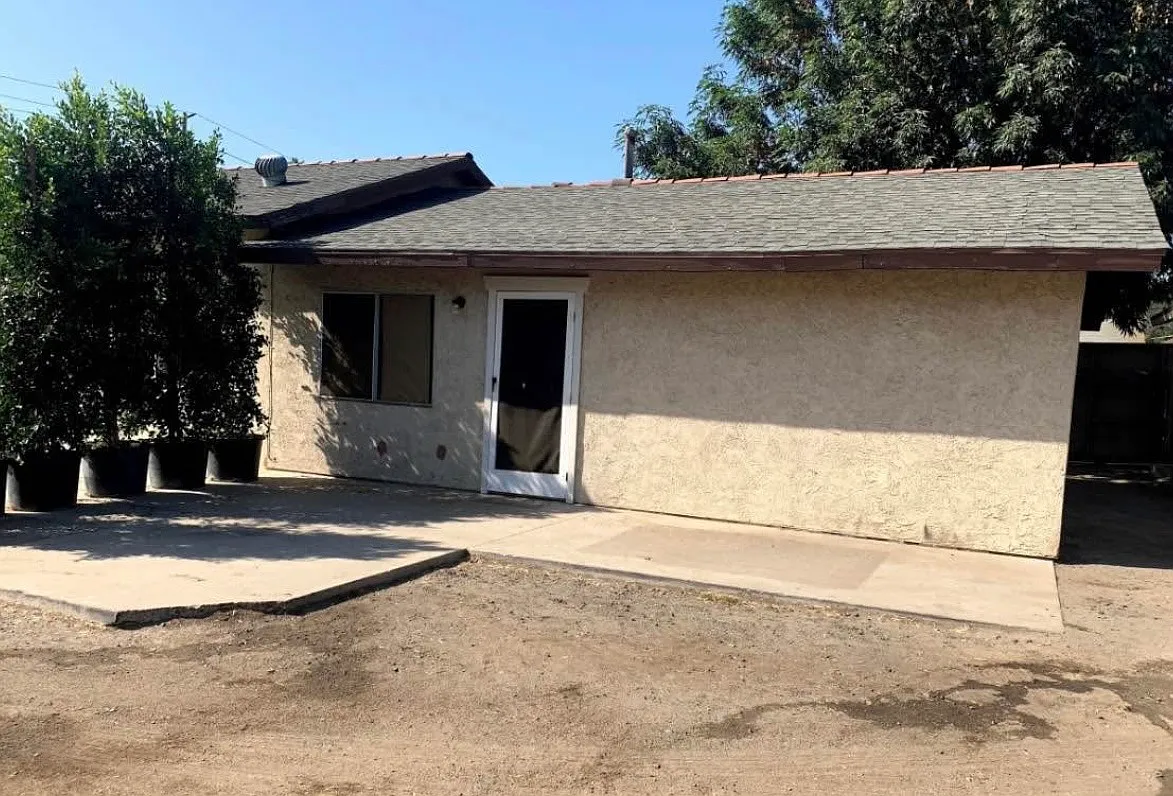 Photo 2 of 6 - 539 S 5th Ave - La Puente, CA Building Photo - 539 S 5th Ave