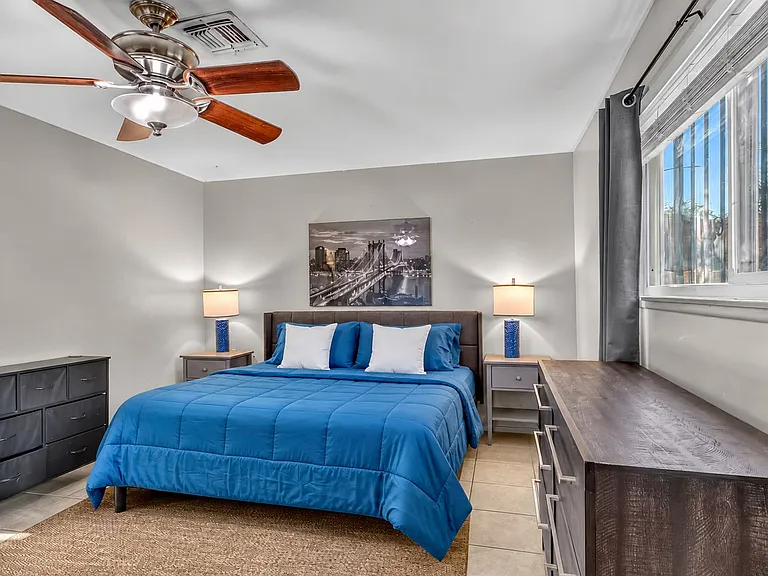3730 Greenwood Dr — Photo 12