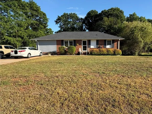 103 Elm Ave, Anderson, SC 29625