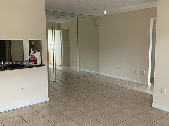 4th image of 15302 Sunset Dr #29-21