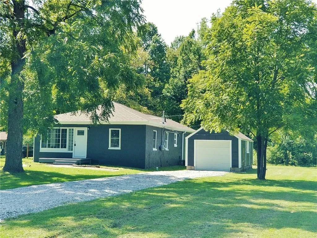 6350 Ratliff Rd photo 1