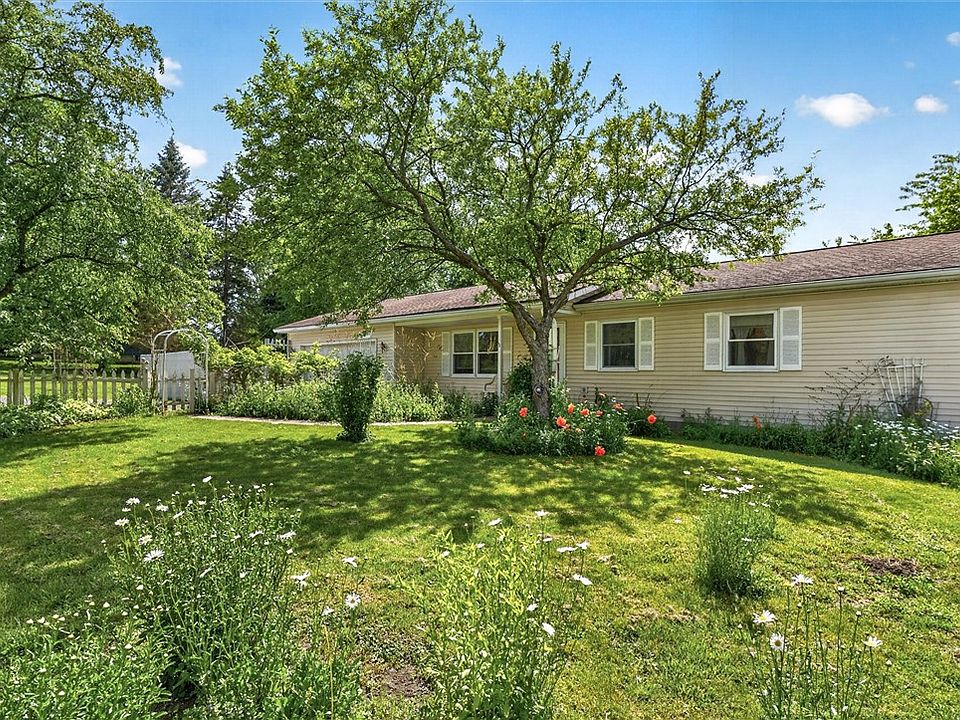 1st image of 479 Churchville Riga Rd