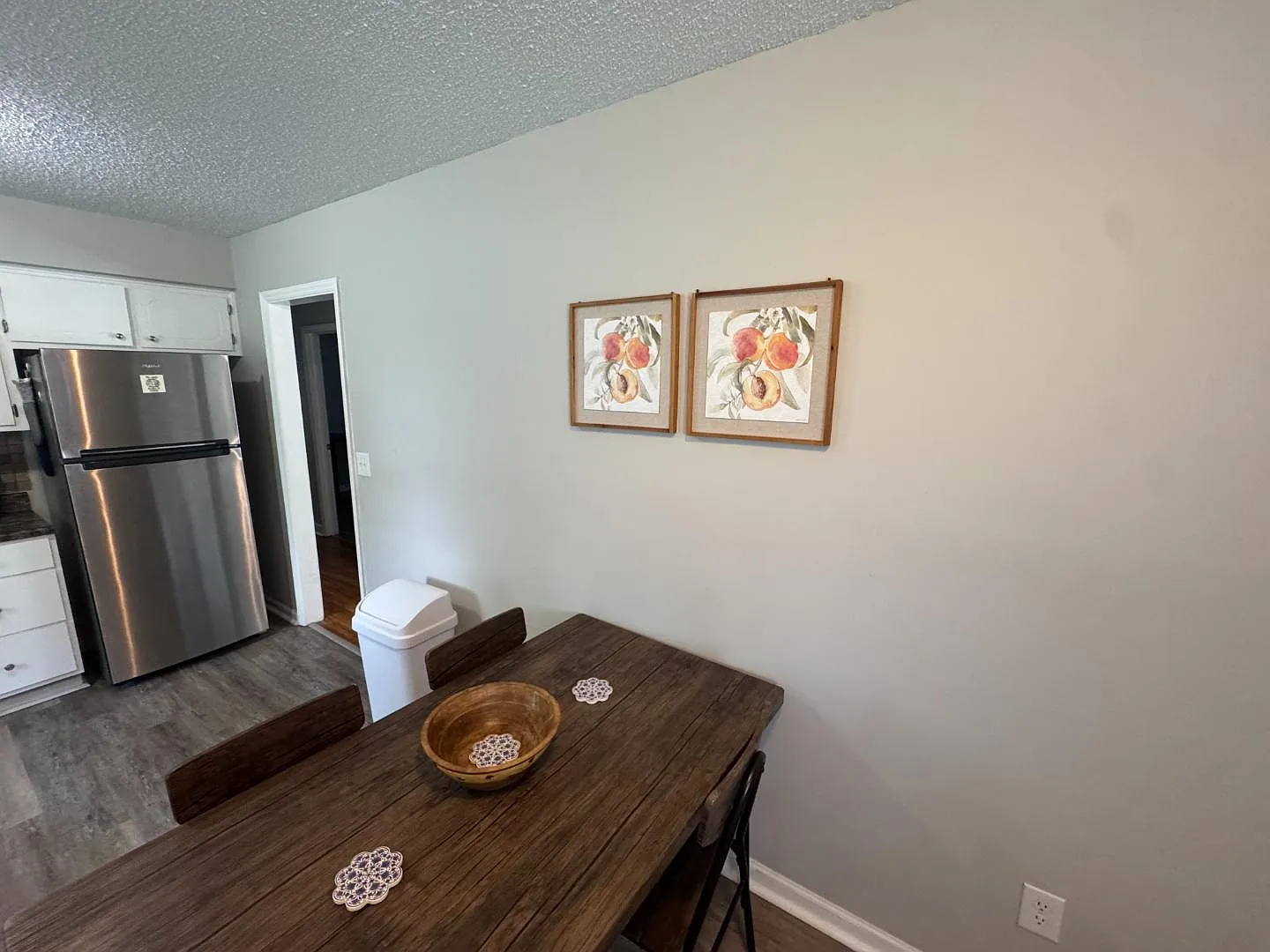 304 Academy Dr — Photo 4