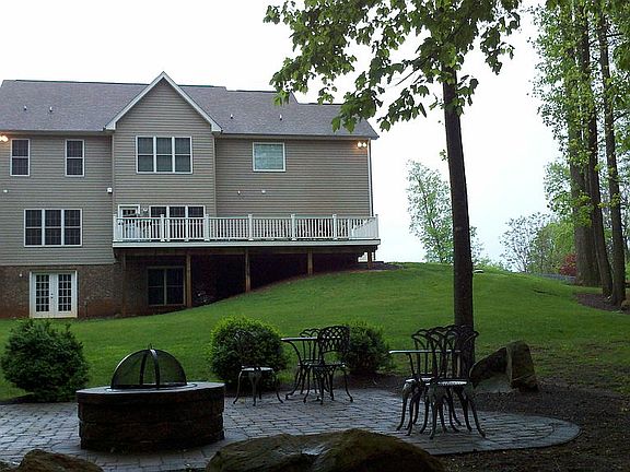 5th image of 17107 Reid Hill Dr