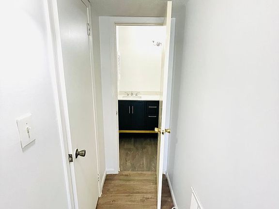 3rd image of 5303 Rexford Ct