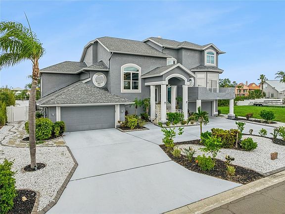 3rd image of 807 Chipaway Dr