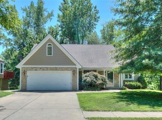 8376 N Britt Ct, Kansas City, MO 64151