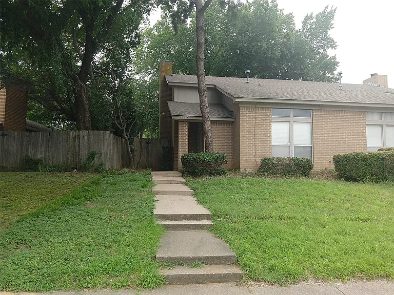 2110 Valleywood Dr — Photo 21