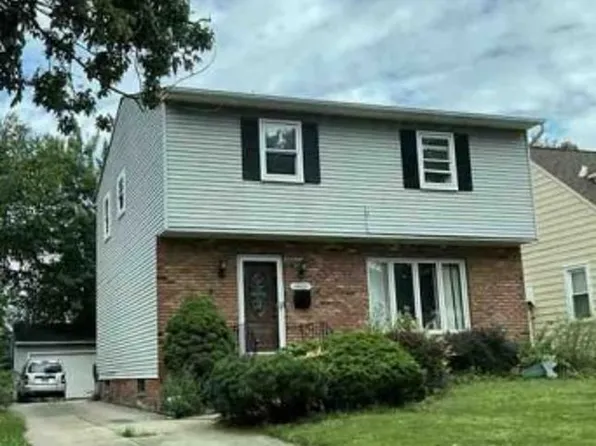 14605 Krems Ave, Maple Heights, OH 44137