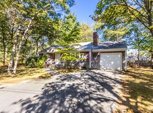 4 Elis Dr, Barnstable, MA 02630