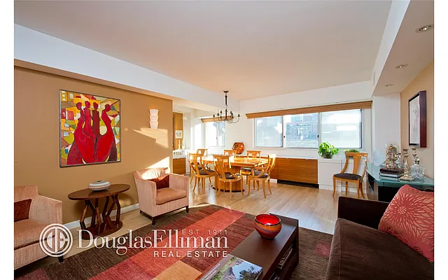 Sold by Douglas Elliman | media 21