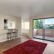 5th image of 11244 Greenwood Ave N APT 309