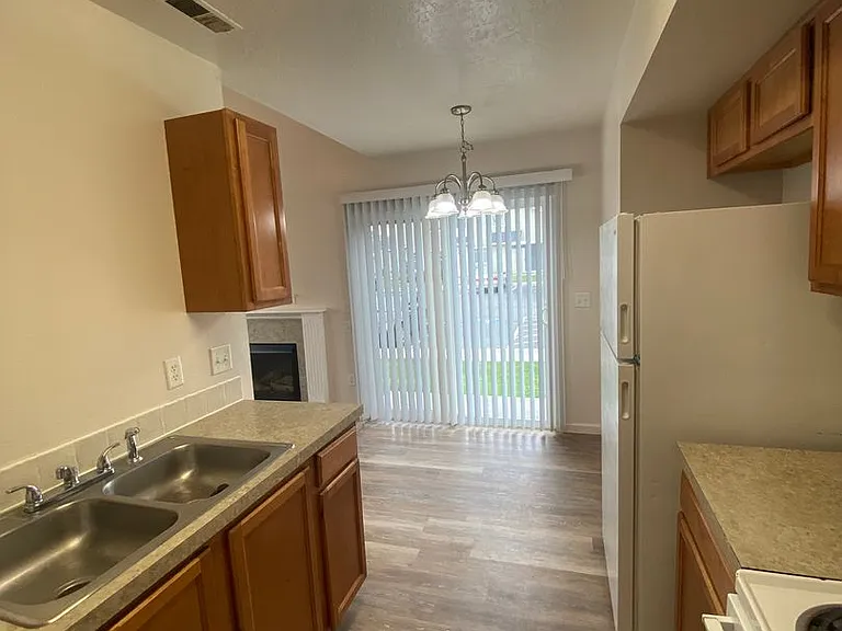 2273 Lexis Ln — Photo 40