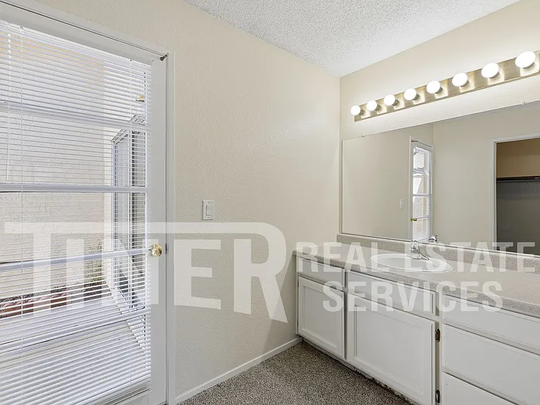 4907 Perceptive Way — Photo 18