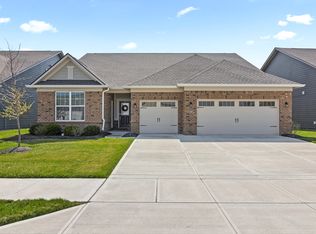 5197 Parkhurst Xing, McCordsville, IN 46055