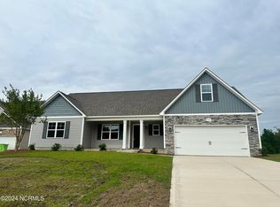 526 Isaac Branch Dr, Jacksonville, NC 28546