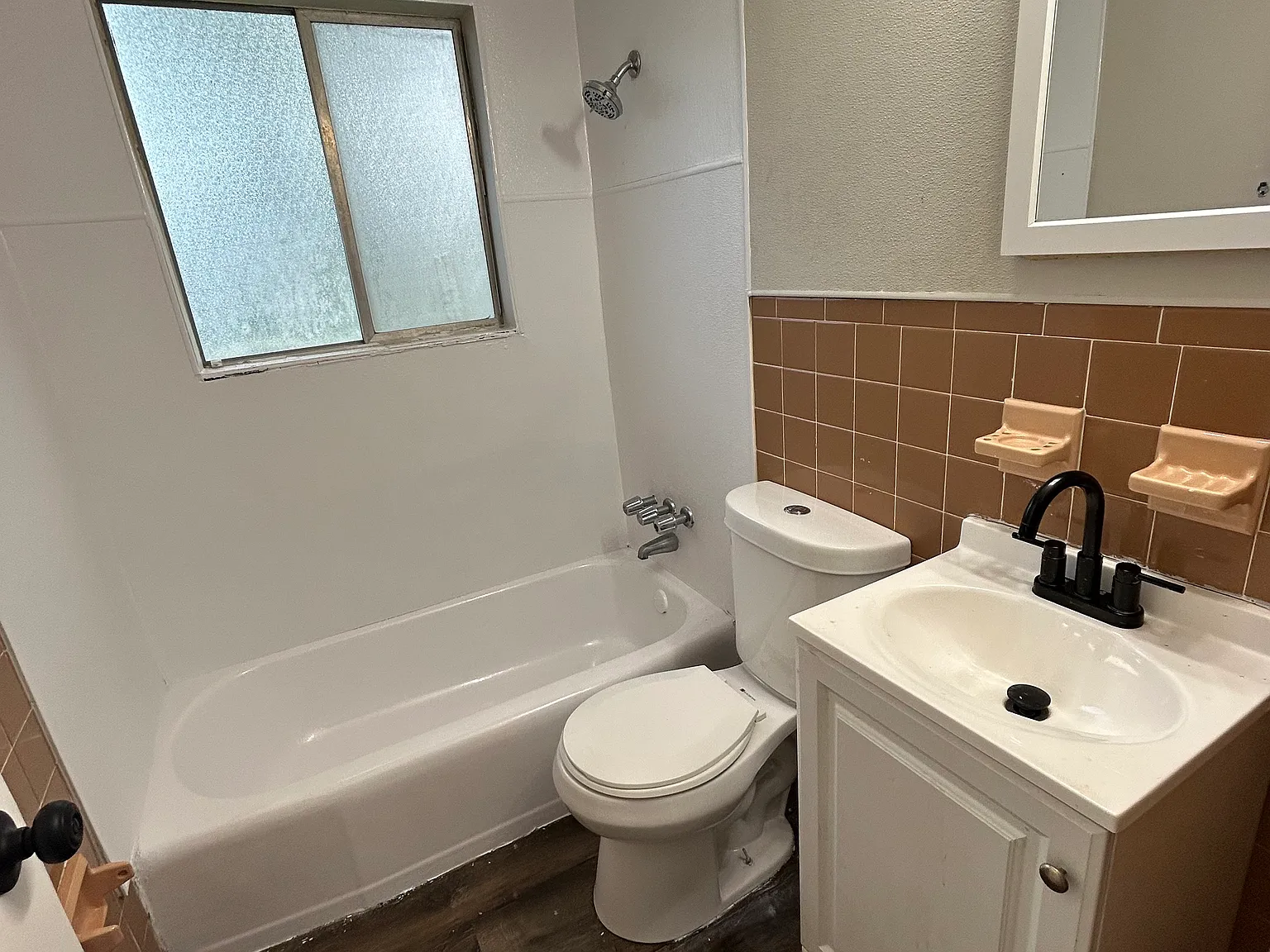 3 bed, 864 sqft, $1,350 — Photo 4