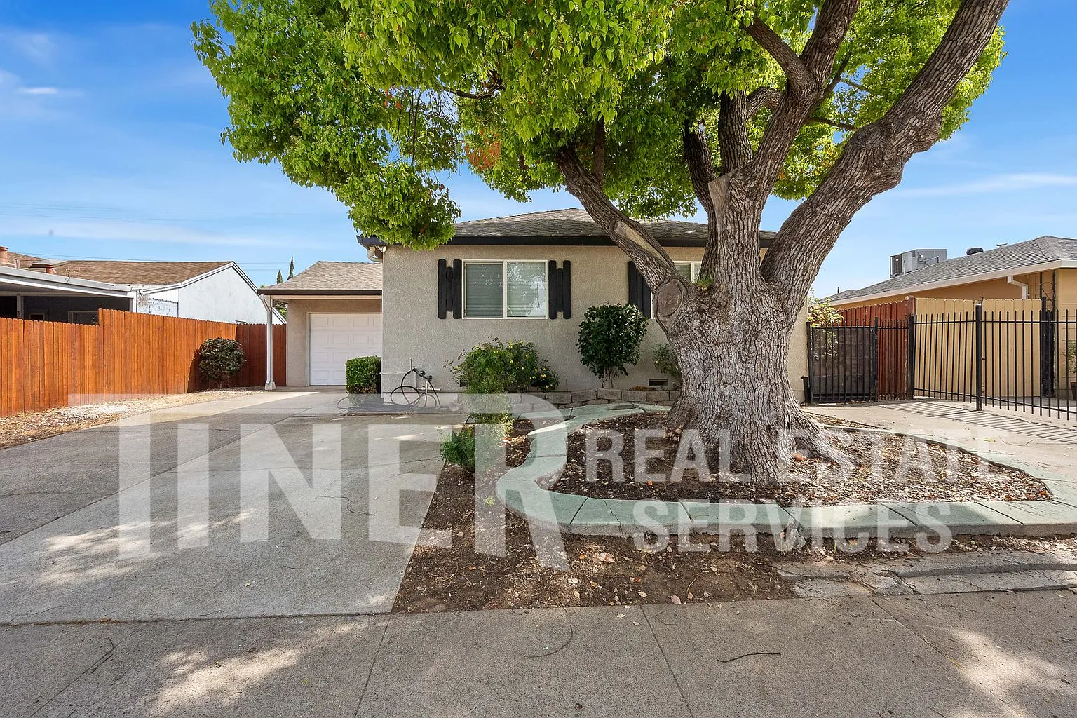 5021 Priscilla Ln photo 1