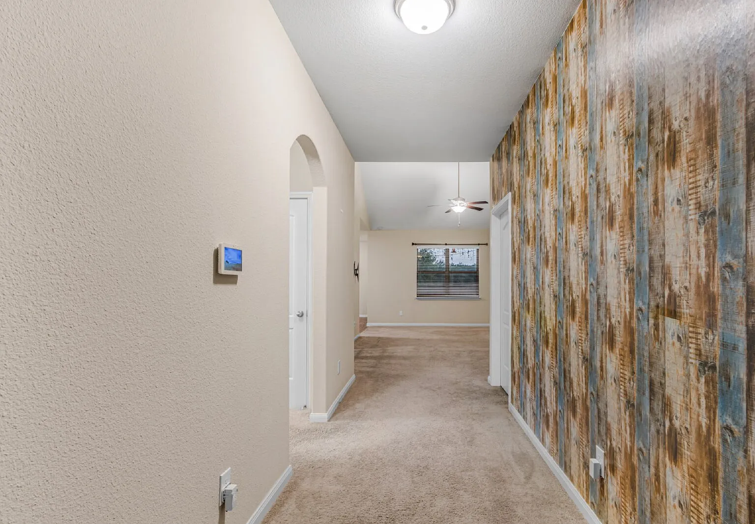 3 bed, 2.0 bath, 1658 sqft, $1,800 — Photo 2