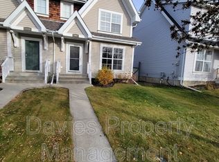 5061 Stanton Dr SW, Edmonton, AB T6X1H2