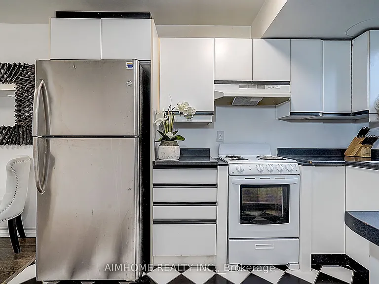 212 Milan St #2 — Photo 31