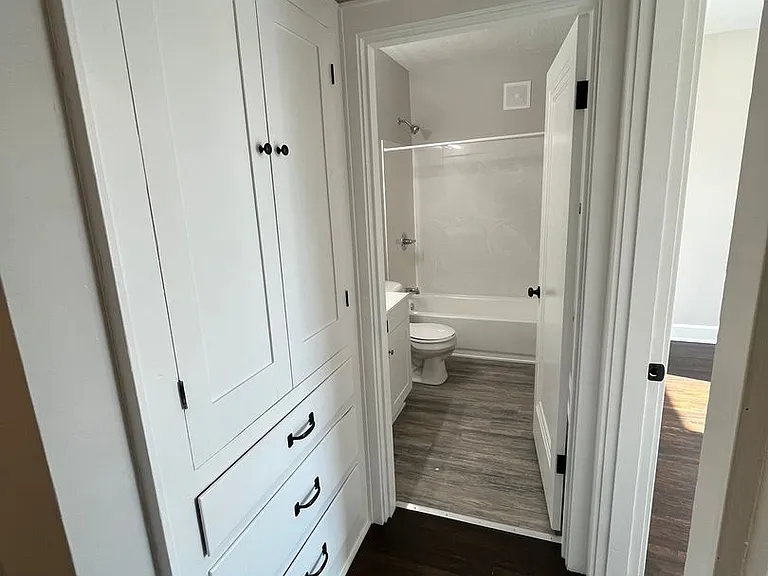 465 E Hudson St #A — Photo 11