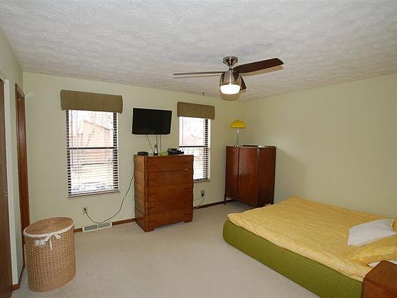 5th image of 4050 Cedarwood Ln