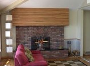 4 Abby Ln, Shirley, NY 11967