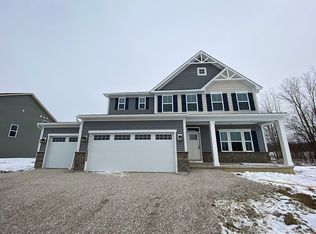 6057 Havencrest Ct, North Ridgeville, OH 44039