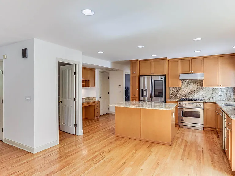 22503 NE 98th Pl — Photo 18