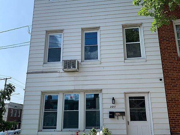 3rd image of 2951 Lawton Ave APT 1