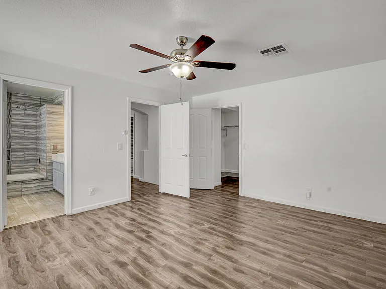 3557 Sedwick Dr — Photo 24