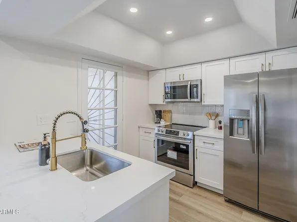 2927 N OREGON Street #9, Chandler, AZ 85225