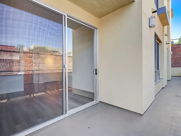 Old Pasadena Collection Apartments — Photo 25