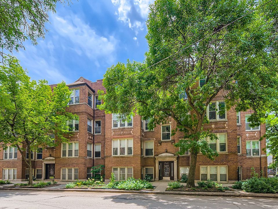 1st image of 3721 W Byron St #1