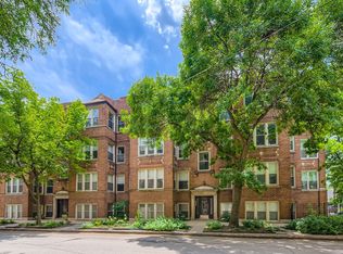 3721 W Byron St #1, Chicago, IL 60618