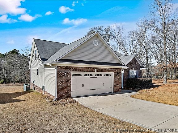3rd image of 204 Berkshire Ct