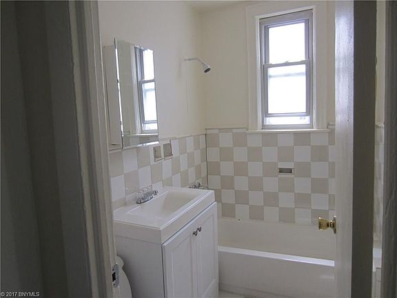 3rd image of 1472 E 94th St
