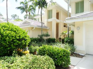 710 Tarpon Cove Dr APT 201, Naples, FL 34110