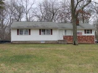 18 Charcoal Rd, Newfoundland, NJ 07435