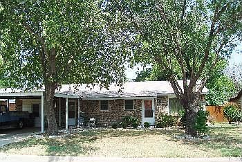 1st image of 1415 Gunnison Dr
