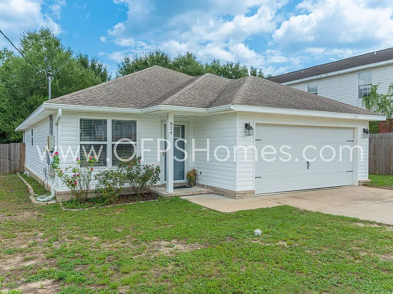824 Valley Rd — Photo 3