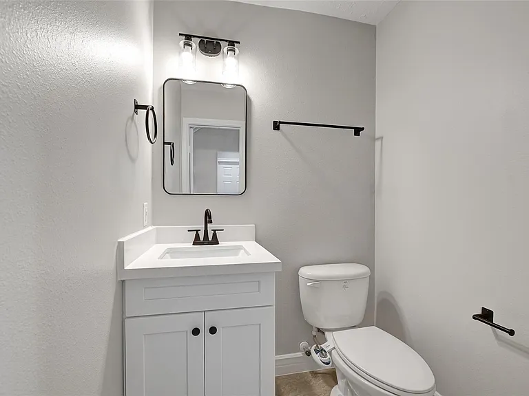 5914 Shadow Creek Ct — Photo 8