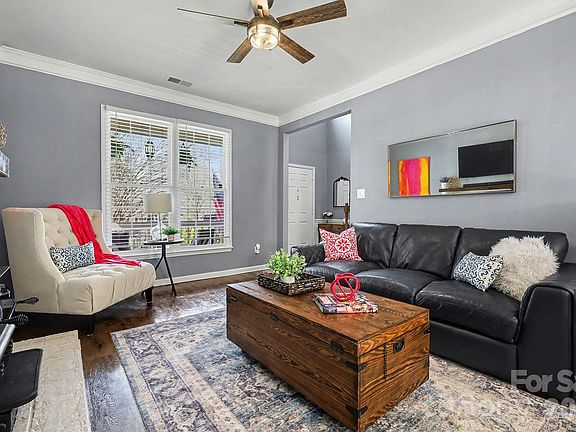 5th image of 3100 Burkston Rd