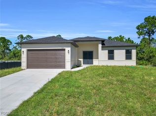 3605 E 6th St, Lehigh Acres, FL 33972