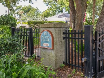 112 S Island Square Dr, Saint Simons Island, GA, 31522