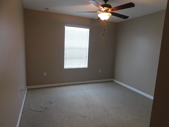 5th image of 2657 River Landing Dr