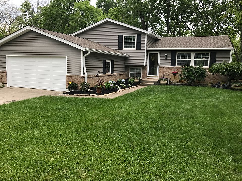 1st image of 3800 Wood Trail Dr