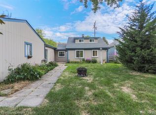 19425 Georgia St, Roseville, MI