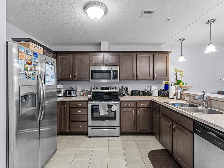 1016 Thoroughgood Way #201 — Photo 28